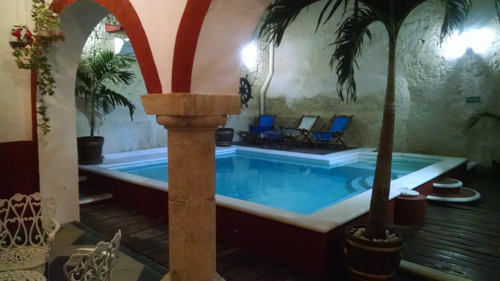 Hotel Maya Ah Kim Pech Campeche Buitenkant foto